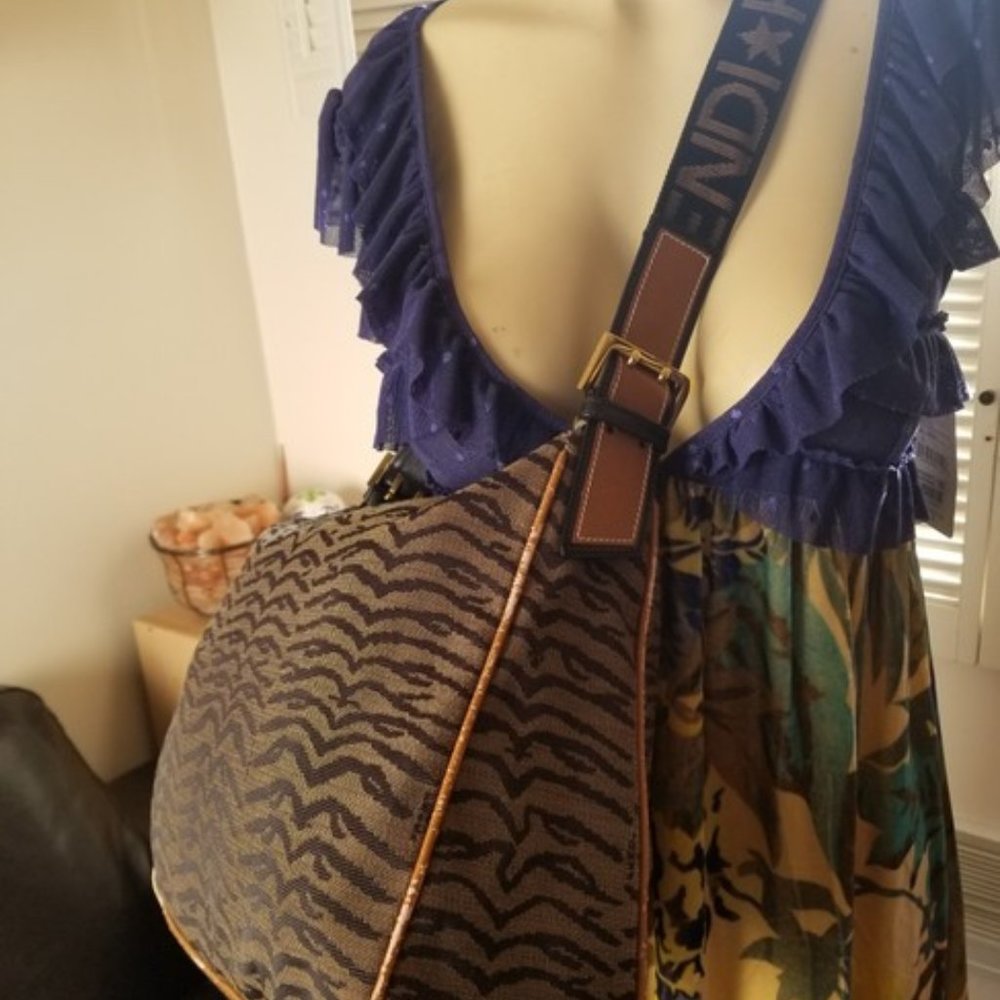 Sale! New Fendi Rare Vintage Italy Roma 1925 Zebra bag - Picture 5 of 17